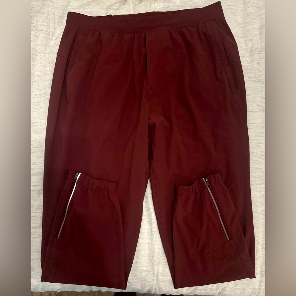 lululemon surge jogger